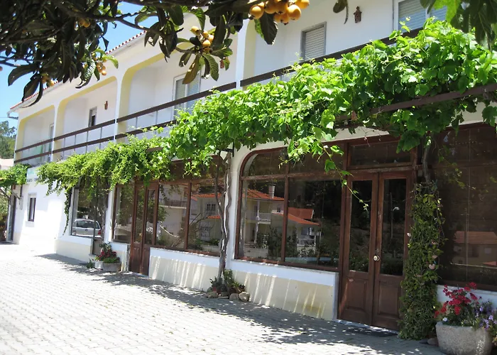Porto Monte 3* Maceira
