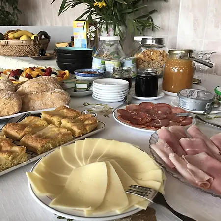 Bed and Breakfast Porto Monte 3*