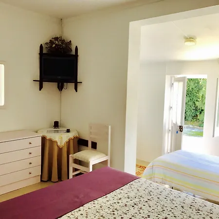 Porto Monte Bed and Breakfast