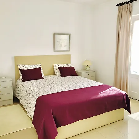 Porto Monte فندق مبيت وإفطار 3*